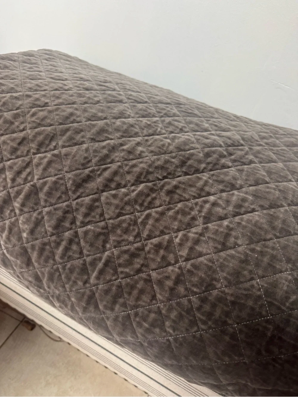 Organic Velvet Diamond Quilt - Charcoal gray full/ Queen comforter